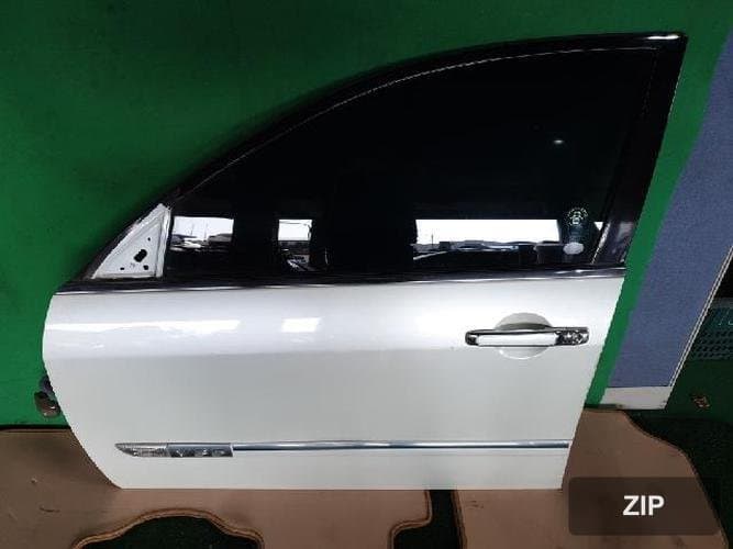 Renault SM7 2005 — передняя дверь левая