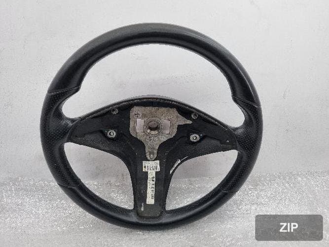 Mercedes-Benz E-Class 2011 — рулевое колесо A2074600703