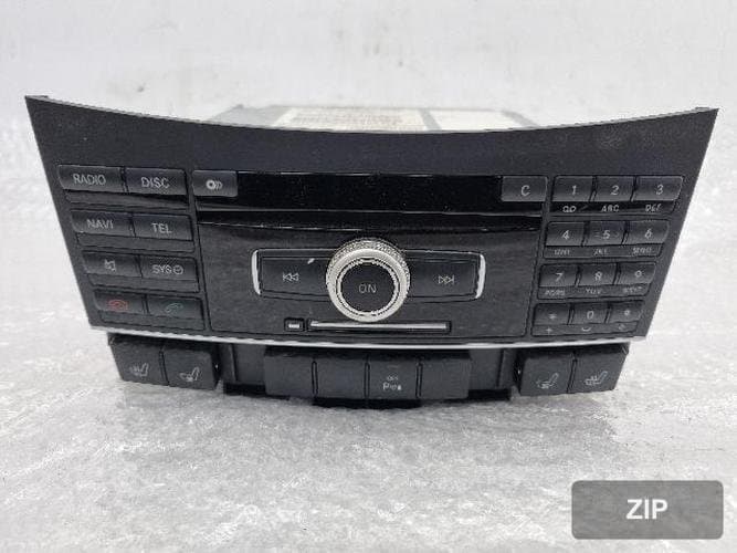 Mercedes-Benz E-Class 2011 — блок управления AV-системой A2129004208