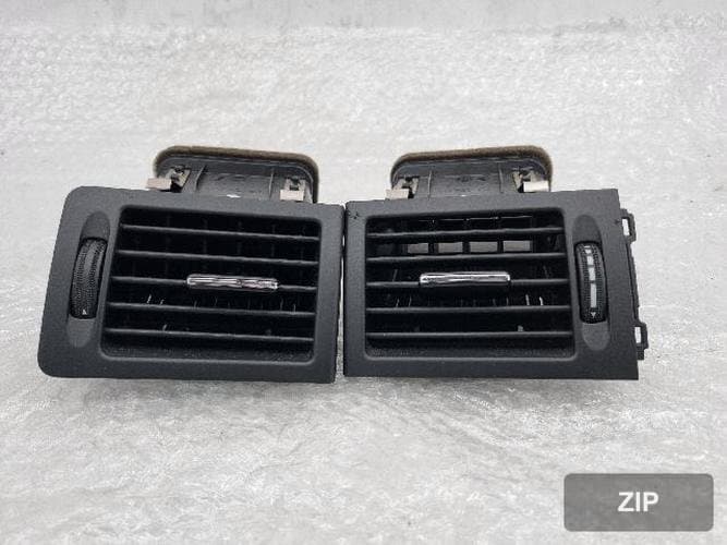 Mercedes-Benz C-класс 2011 — боковой воздуховод A204 830 0854