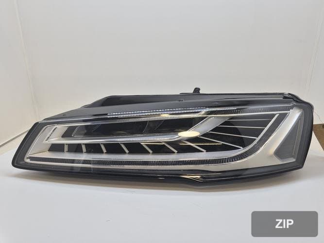 Audi A8 2005 — фара левая 4H0941033B