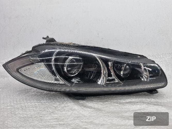 Jaguar XF 2013 — фара правая CX23-13W029-EG