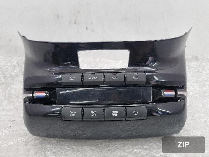 Peugeot 2008 2016 — переключатель климат-контроля (кондиционер) 96722471XU