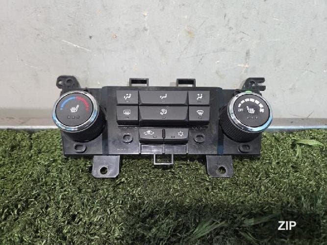GM Daewoo Cruze 2014 — блок управления кондиционером и отоплением 3862088