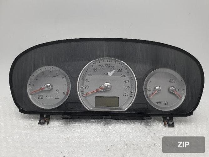 Hyundai Sonata 2005 — панель приборов (бензин) 94003-3K070