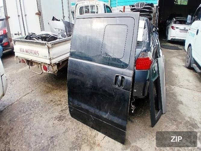 Hyundai Grandstarex 2011 — задняя дверь правая (3-я дверь)