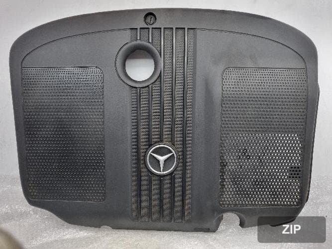 Mercedes-Benz E-Class 2011 — крышка двигателя A6510101467