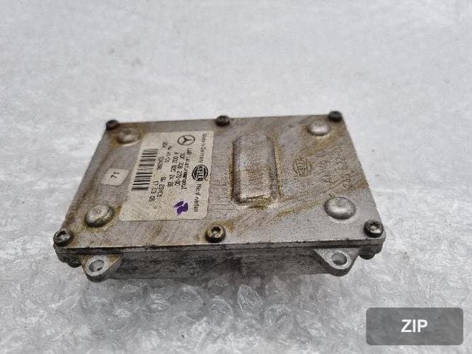 Mercedes-Benz E-Class 2006 — блок розжига HID A 002 820 24 26 1