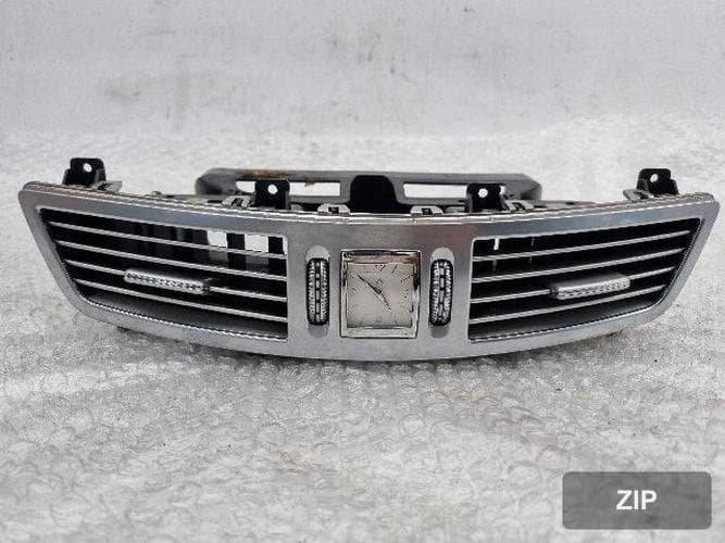 Mercedes-Benz S-Class 2010 — центральный дефлектор обдува A2218300954