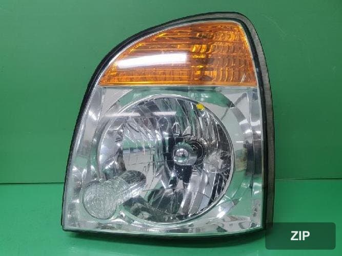 Hyundai Porter 2010 — фара левая