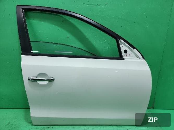 Hyundai i30 2010 — передняя дверь правая