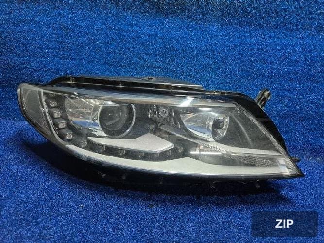 Volkswagen CC 2013 — фара правая 3C8941752J