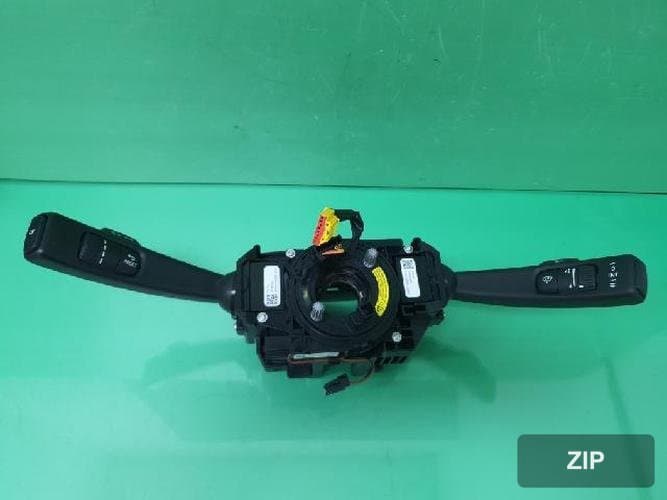 Volvo XC60 2014 — переключатель комбинированный 31343662
