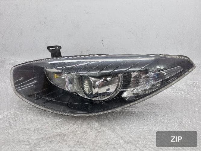 Renault SM3 2016 — фара левая 260606906R