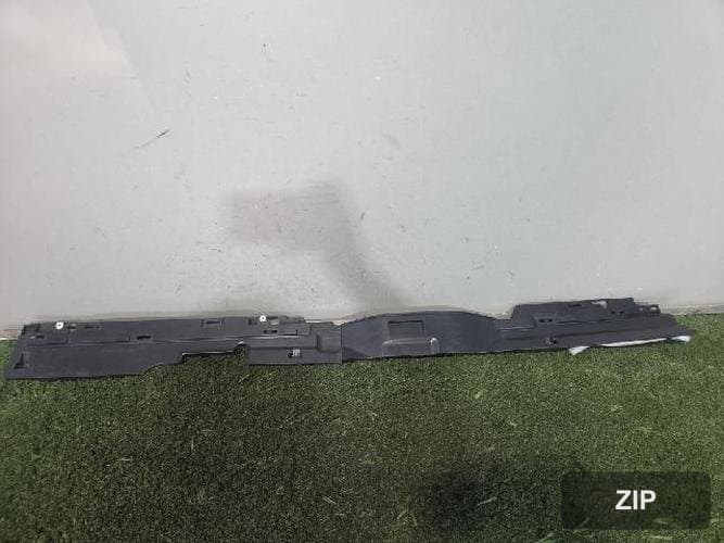 Land Rover Range Rover 2010 — кронштейн EOX50008