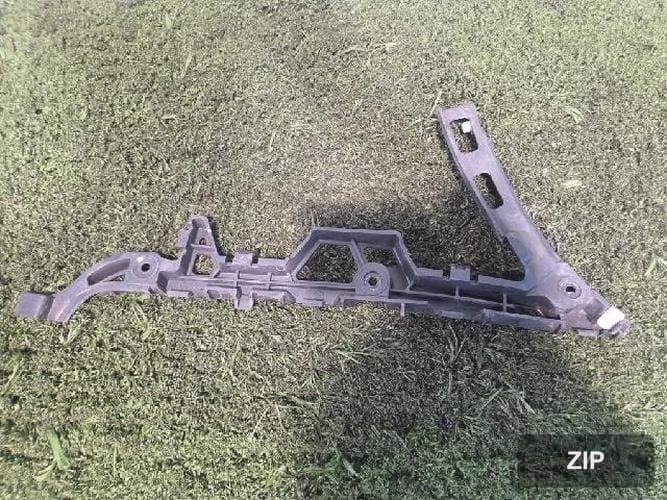 Land Rover Range Rover 2010 — кронштейн AH32-17A881