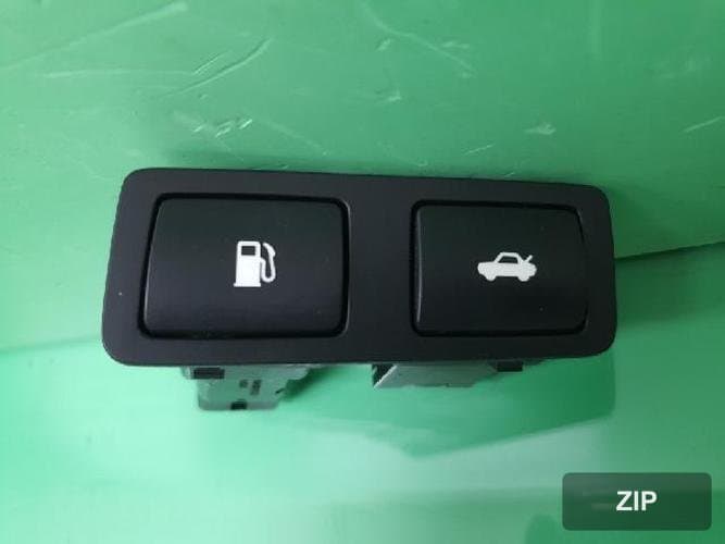 Kia K7 2010 — кнопка/переключатель 2