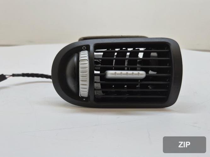 Porsche Cayenne 2010 — дефлектор воздуховода 7L5819703B