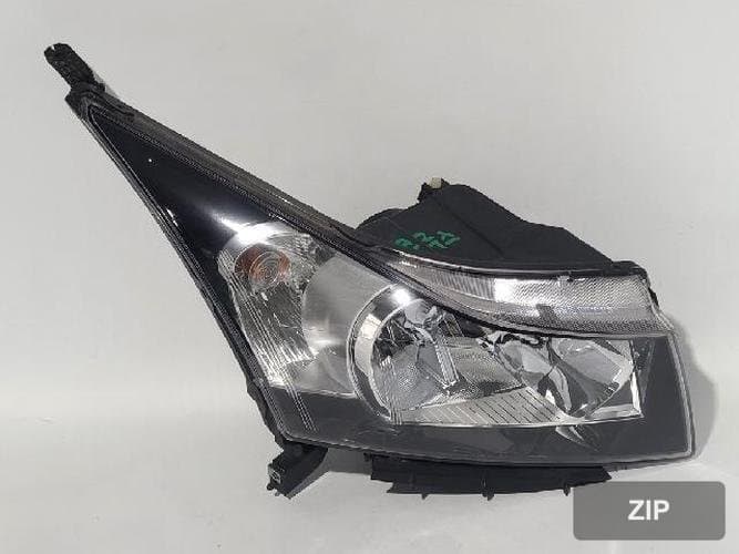 GM Daewoo Cruze 2012 — фара головная правая