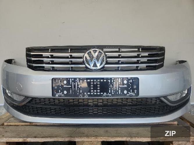 Volkswagen Passat 2013 — передний бампер