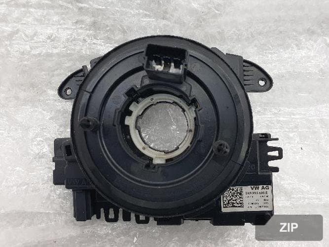 Volkswagen Passat 2013 — клаксон спираль (Clockspring) 5K0 953 569 E