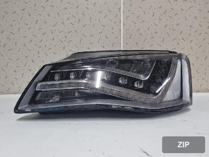 Audi A8 2012 — фара левая 4H0941003