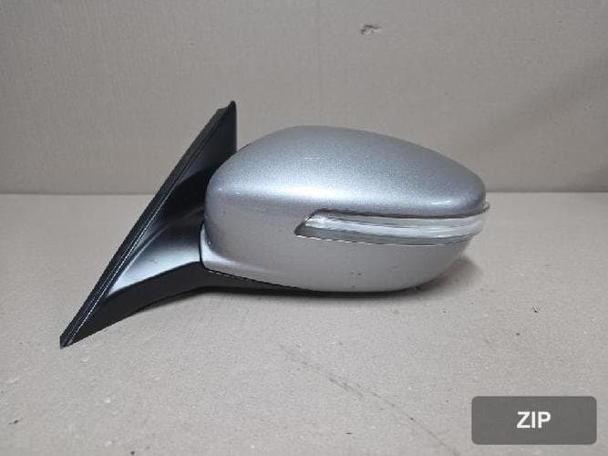 Hyundai Genesis 2011 — боковое зеркало левое 87610-3M