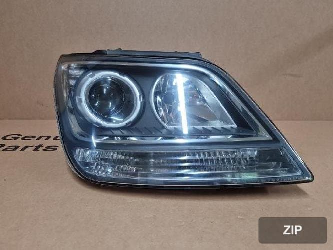 Kia Mohave 2015 — фара правая HID