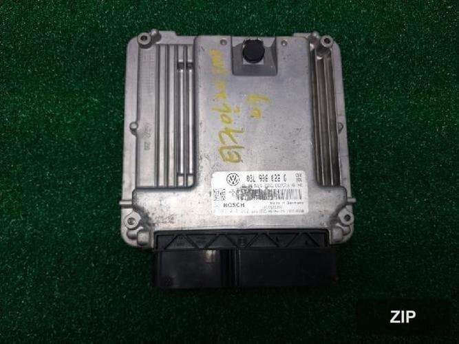 Блок управления двигателем 03L 906 022 G 3
