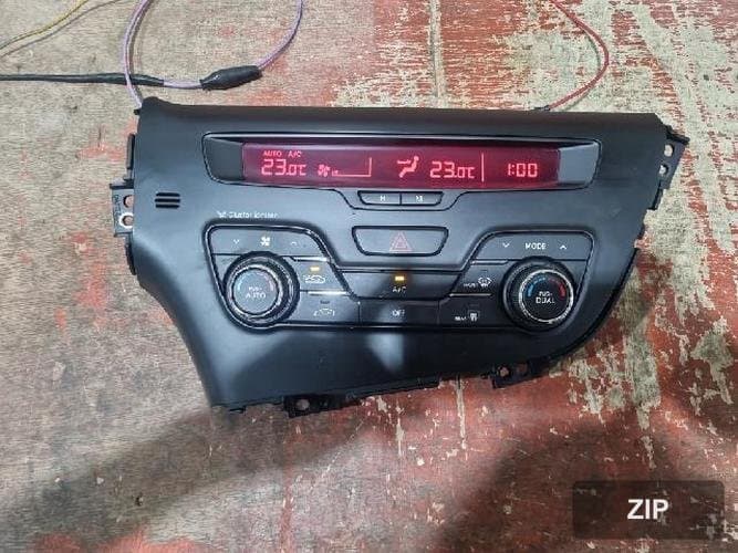 Kia K5 2012 — блок управления климатом (кондиционер/печка) 97250-2T030