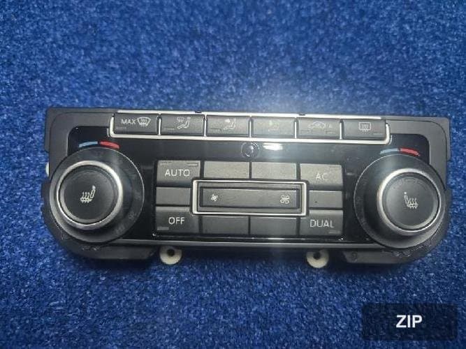 Volkswagen CC 2011 — блок управления климат-контролем 5K0907044ES