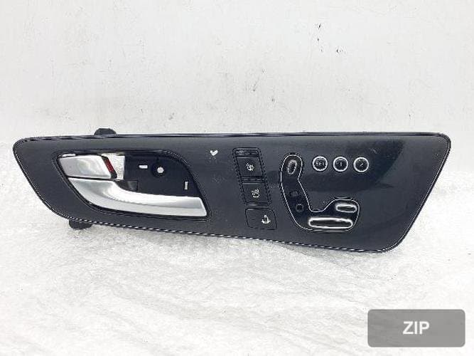 Kia K9 2013 — внутренняя ручка двери водителя в сборе