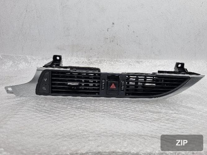 Audi A6 2014 — дефлектор воздуховода 4G0 941 509 2