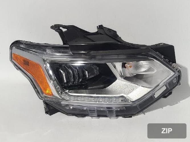 GM Daewoo Traverse 2019 — фара головного света правая