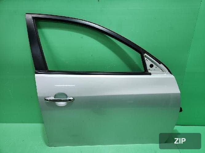Hyundai Avante 2008 — передняя дверь правая