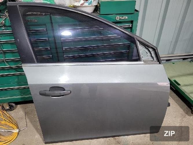 Chevrolet Lacetti 2010 — передняя дверь правая