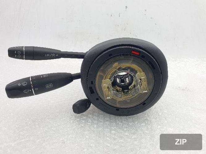 Mercedes-Benz C-Class 2010 — контактное кольцо (clock spring) A2044403802