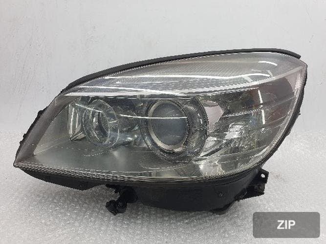 Mercedes-Benz C-класс W204 2010 — фара левая (HID)
