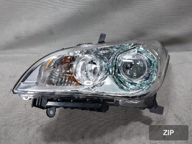 Infiniti M 2011 — фара передняя левая