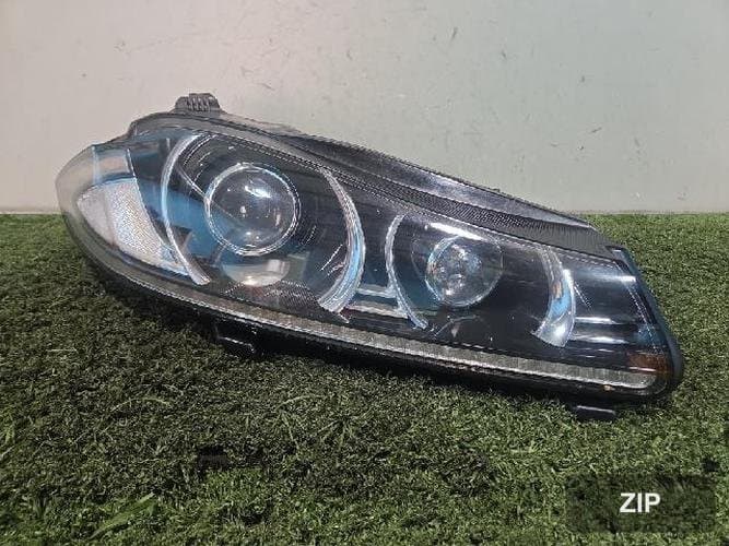 Jaguar XF 2015 — фара правая