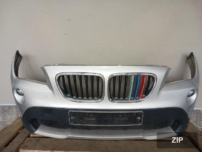BMW X1 2011 — передний бампер