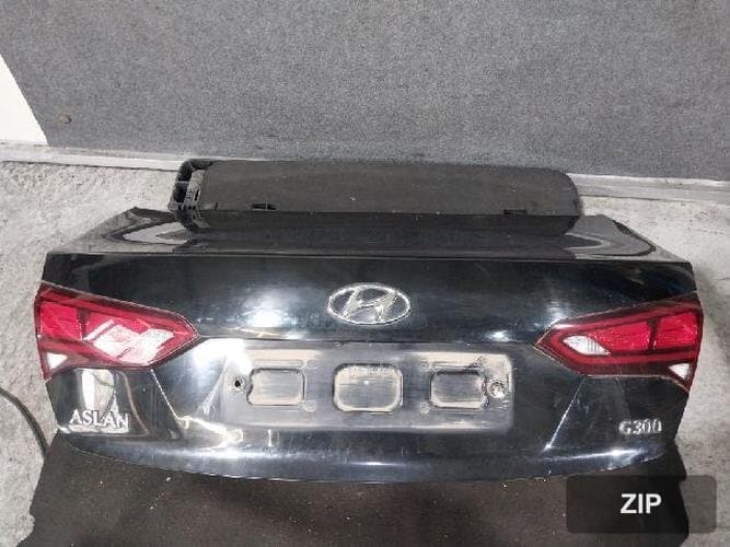 Hyundai Aslan 2016 — крышка багажника, панель в сборе