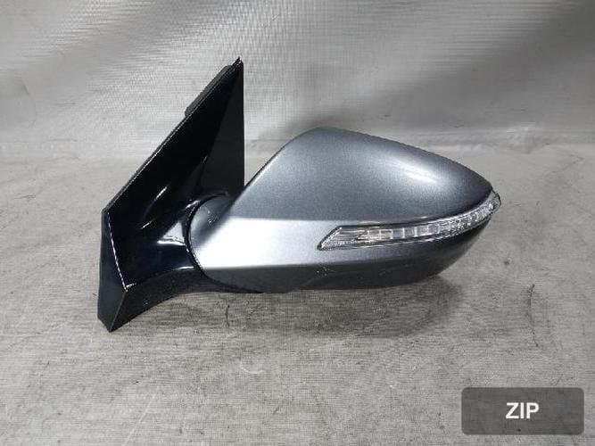 Hyundai i40 2012 — зеркало боковое левое