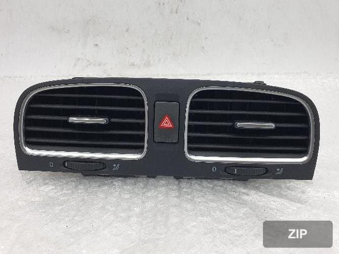 Volkswagen Golf 2013 — центральный дефлектор обдува 5K0 819 728 N