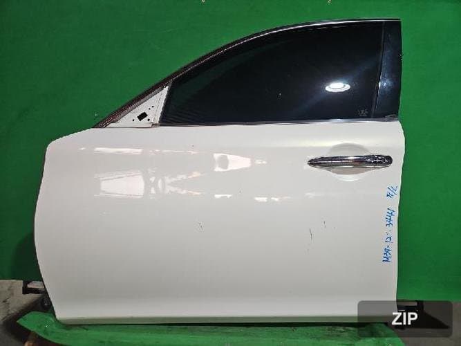 Infiniti M 2012 — дверь передняя левая