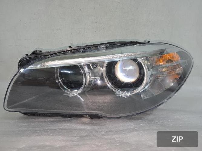BMW 5 Series 2016 — фара левая HID 8pin