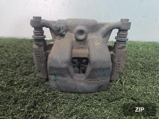 Mini Countryman 2012 — передний тормозной суппорт правый