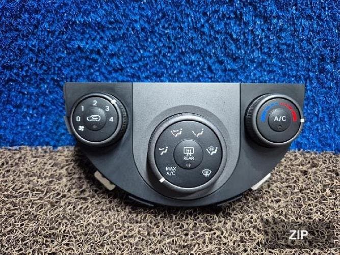 Kia Soul 2009 — блок управления отопителем/кондиционером 972502KXXX