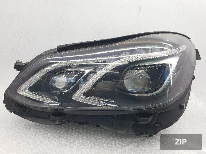Mercedes-Benz E-класс 2014 — фара левая A2128205539