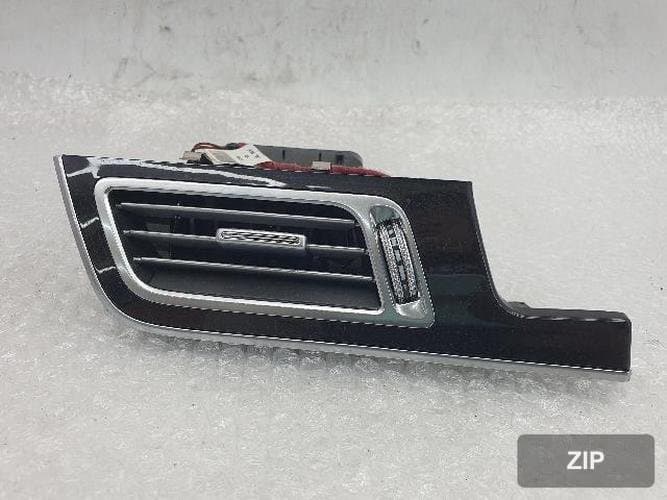 Mercedes-Benz E-Class 2014 — воздушный дефлектор левый A212 830 33 54
